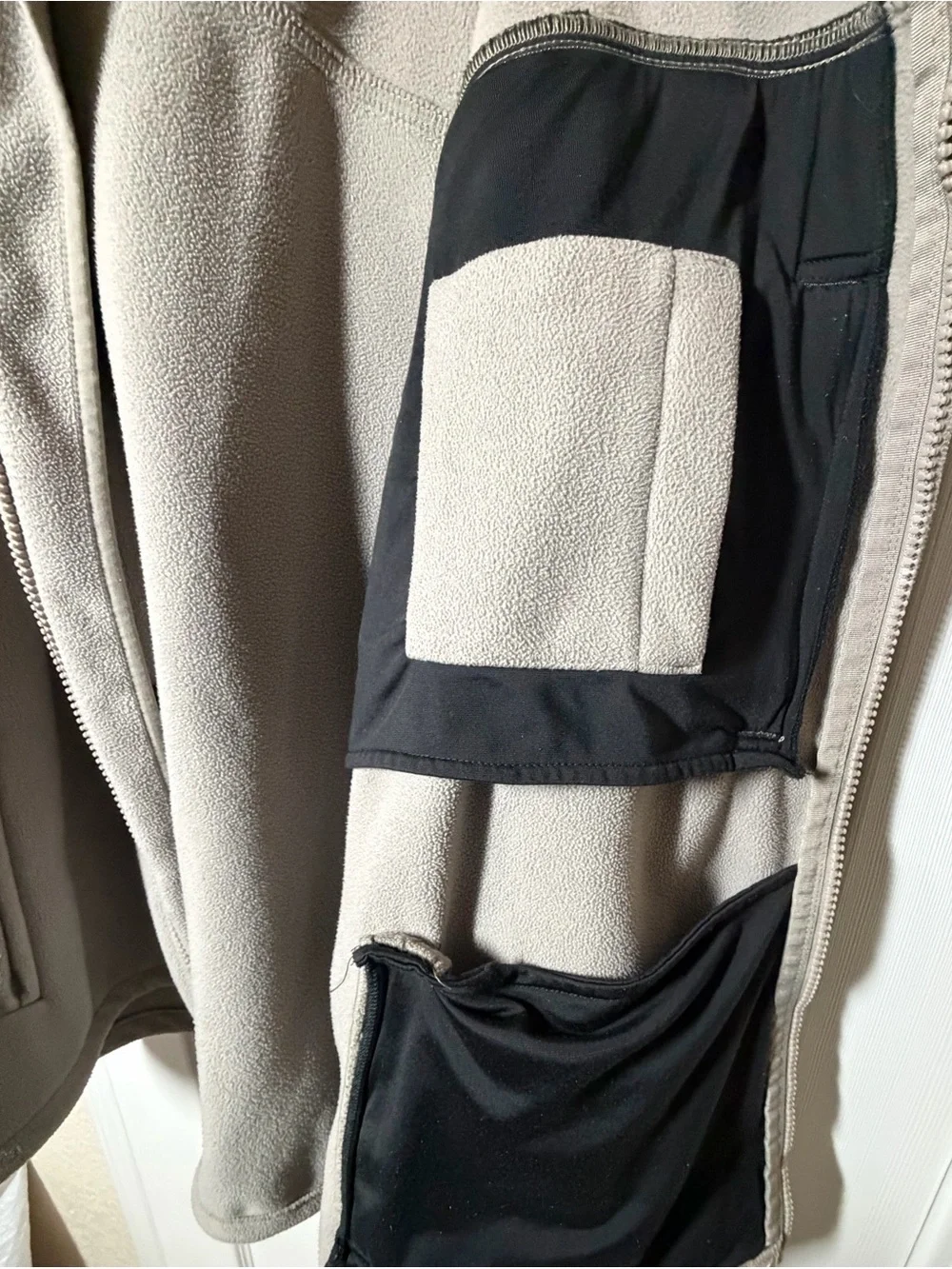 Duluth Trading Co Men's Light Tan Fleece Jacket